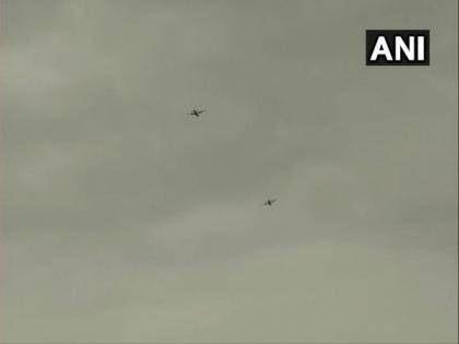 J-K: IAF salutes COVID-19 warriors, starts flypast from Srinagar's Dal Lake | J-K: IAF salutes COVID-19 warriors, starts flypast from Srinagar's Dal Lake