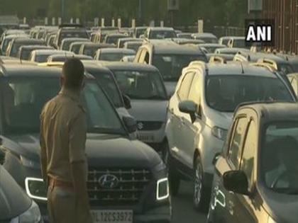 Massive traffic jam at DND flyway amid COVID-19 lockdown | Massive traffic jam at DND flyway amid COVID-19 lockdown