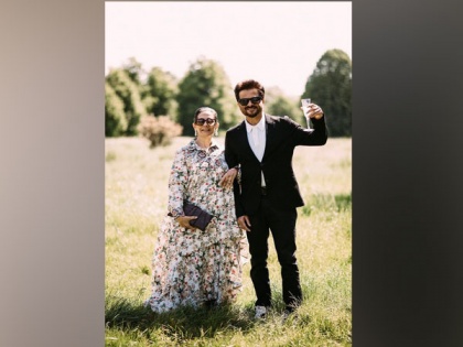 Anil Kapoor thanks fans for anniversary wishes, reveals how May 19 became best day of their lives | Anil Kapoor thanks fans for anniversary wishes, reveals how May 19 became best day of their lives