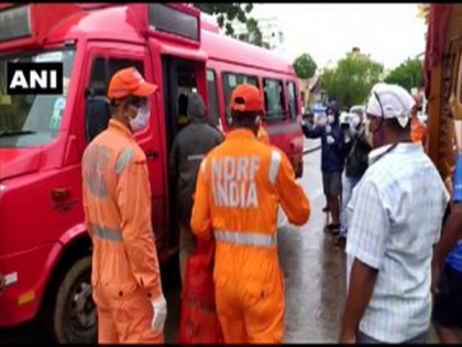 Cyclone Nisarga: Residents along Mumbai seashore evacuated | Cyclone Nisarga: Residents along Mumbai seashore evacuated