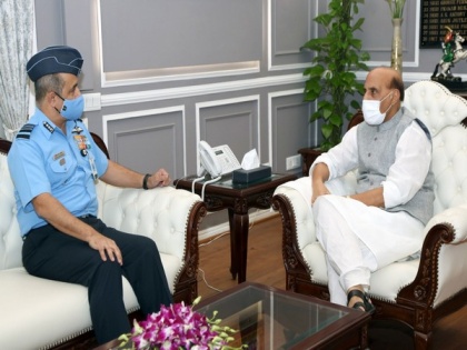 Chief of Air Staff-designate Air Marshal VR Chaudhari meets Rajnath Singh | Chief of Air Staff-designate Air Marshal VR Chaudhari meets Rajnath Singh