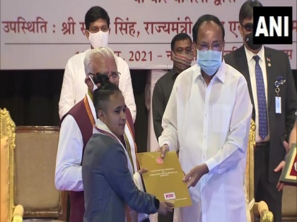 Need to recognize, encourage sports talent of differently-abled friends at local level: Venkaiah Naidu | Need to recognize, encourage sports talent of differently-abled friends at local level: Venkaiah Naidu