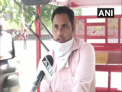 E-rickshaw drivers in Delhi struggling to make ends meet | E-rickshaw drivers in Delhi struggling to make ends meet