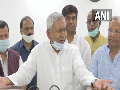 Politically-created linguistic barriers should stop, says Bihar CM Nitish Kumar | Politically-created linguistic barriers should stop, says Bihar CM Nitish Kumar
