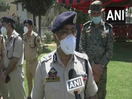 3 terrorists killed by security forces in J-K's Pampore | 3 terrorists killed by security forces in J-K's Pampore 3 terrorists killed by security forces in J-K's Pampore | 3 terrorists killed by security forces in J-K's Pampore