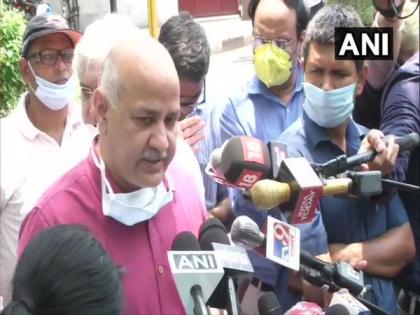 Centre says there is no community spread of COVID-19 in Delhi: Manish Sisodia | Centre says there is no community spread of COVID-19 in Delhi: Manish Sisodia Centre says there is no community spread of COVID-19 in Delhi: Manish Sisodia | Centre says there is no community spread of COVID-19 in Delhi: Manish Sisodia