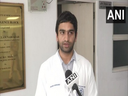 AIIMS doctor along with IIT-Delhi students launch app to track plasma donors | AIIMS doctor along with IIT-Delhi students launch app to track plasma donors