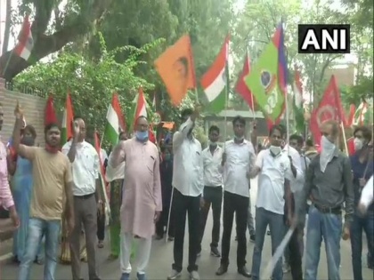 Coal India workers start strike against privatisaion in Ranchi | Coal India workers start strike against privatisaion in Ranchi