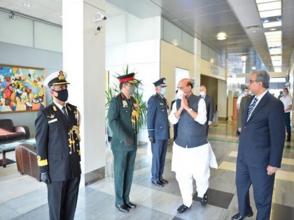 Rajnath Singh reaches Moscow to attend 75th Victory Day Parade | Rajnath Singh reaches Moscow to attend 75th Victory Day Parade