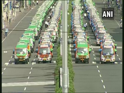 Andhra CM launches fleet of 1,088 ambulances | Andhra CM launches fleet of 1,088 ambulances