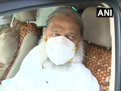 Haryana may impose restrictions in districts bordering Delhi amid surge in COVID-19 cases: Anil Vij | Haryana may impose restrictions in districts bordering Delhi amid surge in COVID-19 cases: Anil Vij