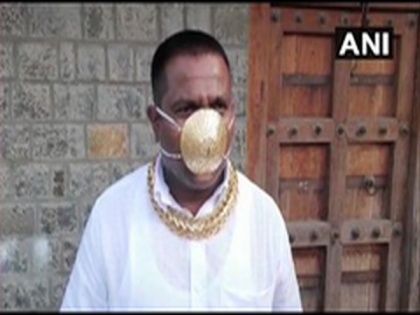 Pune man dons gold mask worth almost Rs 3 lakh | Pune man dons gold mask worth almost Rs 3 lakh