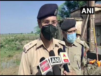 STF Constable, SHO injured in encounter with Vikas Dubey's aide in UP's Hamirpur | STF Constable, SHO injured in encounter with Vikas Dubey's aide in UP's Hamirpur