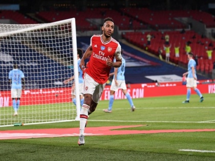 Aubameyang's double helps Arsenal beat Manchester City in FA Cup semi-final | Aubameyang's double helps Arsenal beat Manchester City in FA Cup semi-final