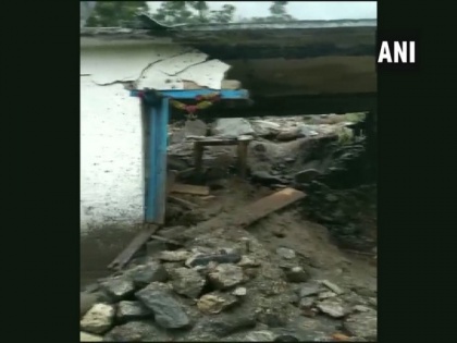 Five houses damaged in Uttarakhand village after Gori river overflows | Five houses damaged in Uttarakhand village after Gori river overflows