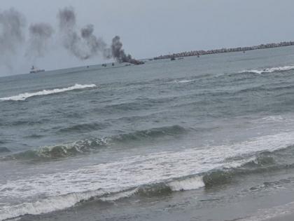 Fire breaks out near Visakhapatnam's fishing harbour, no casualties reported | Fire breaks out near Visakhapatnam's fishing harbour, no casualties reported Fire breaks out near Visakhapatnam's fishing harbour, no casualties reported | Fire breaks out near Visakhapatnam's fishing harbour, no casualties reported
