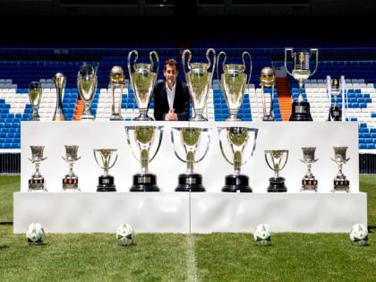 Former Real Madrid goalkeeper Iker Casillas announces retirement | Former Real Madrid goalkeeper Iker Casillas announces retirement