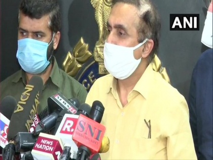 Islamic State terrorist arrested by Delhi Police, two pressure cooker IEDs, pistol recovered | Islamic State terrorist arrested by Delhi Police, two pressure cooker IEDs, pistol recovered