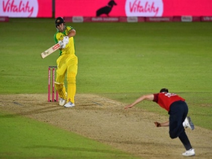 Australia win third T20I against England by 5 wickets | Australia win third T20I against England by 5 wickets