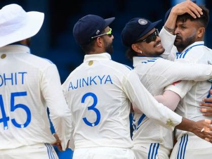 WI vs IND, 2nd Test: Debutant Mukesh Kumar earns praise from bowling coach Paras Mhambrey | WI vs IND, 2nd Test: Debutant Mukesh Kumar earns praise from bowling coach Paras Mhambrey
