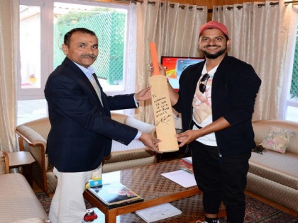 Suresh Raina, Nitishwar Kumar discuss initiative to set up sports academies to train aspiring J-K cricketers | Suresh Raina, Nitishwar Kumar discuss initiative to set up sports academies to train aspiring J-K cricketers