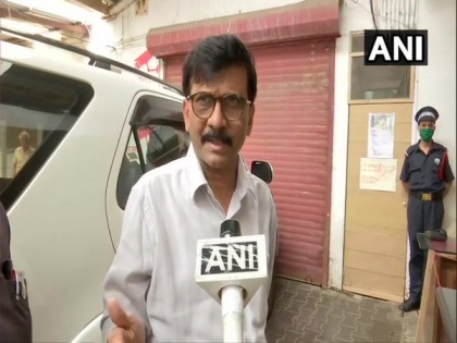 Maharashtra Guv's letter to CM proves he is unwilling to follow India's Constitution: Sanjay Raut | Maharashtra Guv's letter to CM proves he is unwilling to follow India's Constitution: Sanjay Raut