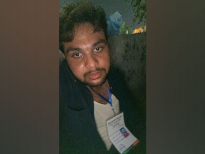 Hindu reporter beaten at PDM anti-govt Jalsa in Karachi by 'volunteer' | Hindu reporter beaten at PDM anti-govt Jalsa in Karachi by 'volunteer'