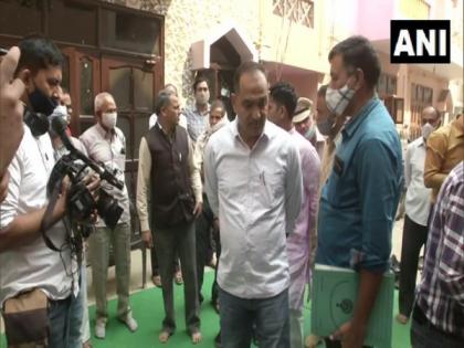 Haryana Police SIT reaches residence of Ballabgarh murder victim | Haryana Police SIT reaches residence of Ballabgarh murder victim Haryana Police SIT reaches residence of Ballabgarh murder victim | Haryana Police SIT reaches residence of Ballabgarh murder victim