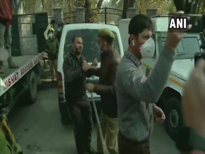 J-K Police seal PDP office in Srinagar, detain workers protesting against new land laws | J-K Police seal PDP office in Srinagar, detain workers protesting against new land laws J-K Police seal PDP office in Srinagar, detain workers protesting against new land laws | J-K Police seal PDP office in Srinagar, detain workers protesting against new land laws