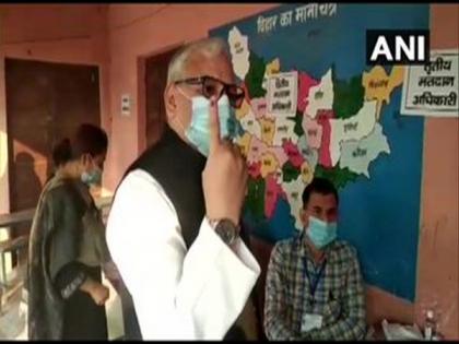 Bihar polls: RJD's Ahmad Ashfaque casts his vote in Katihar, urges people to vote for deserving candidates | Bihar polls: RJD's Ahmad Ashfaque casts his vote in Katihar, urges people to vote for deserving candidates Bihar polls: RJD's Ahmad Ashfaque casts his vote in Katihar, urges people to vote for deserving candidates | Bihar polls: RJD's Ahmad Ashfaque casts his vote in Katihar, urges people to vote for deserving candidates