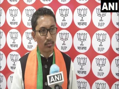 Twitter show know new identity of Ladakh: JT Namgyal on Centre's notice on Leh | Twitter show know new identity of Ladakh: JT Namgyal on Centre's notice on Leh Twitter show know new identity of Ladakh: JT Namgyal on Centre's notice on Leh | Twitter show know new identity of Ladakh: JT Namgyal on Centre's notice on Leh