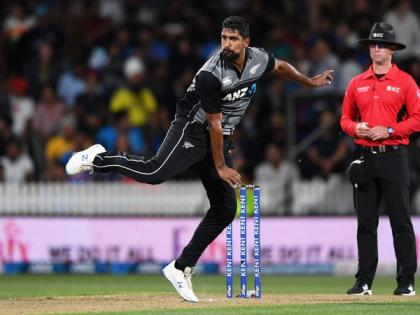 NZ vs Pak: Sodhi, Guptill pick injuries in 3rd T20I | NZ vs Pak: Sodhi, Guptill pick injuries in 3rd T20I