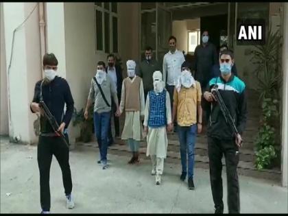 CRPF alerts troops after police arrested two suspected militants from Delhi | CRPF alerts troops after police arrested two suspected militants from Delhi CRPF alerts troops after police arrested two suspected militants from Delhi | CRPF alerts troops after police arrested two suspected militants from Delhi