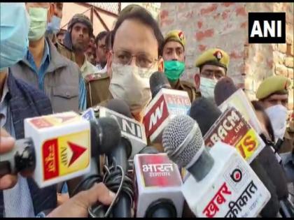 UP rape victim who attempted self-immolation dies in Delhi hospital | UP rape victim who attempted self-immolation dies in Delhi hospital UP rape victim who attempted self-immolation dies in Delhi hospital | UP rape victim who attempted self-immolation dies in Delhi hospital
