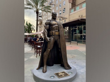 DC unveils new Batman statue in Burbank | DC unveils new Batman statue in Burbank