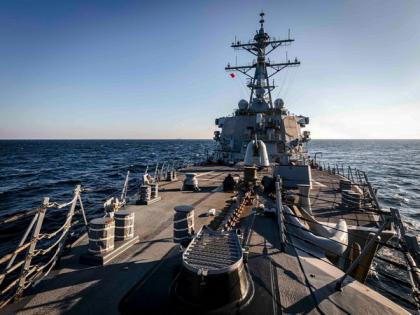 Chinese warship shadows US destroyer during operation in SCS | Chinese warship shadows US destroyer during operation in SCS