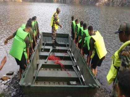 Southern Command ready to assist Tamil Nadu, Puducherry ahead of Cyclone Nivar's landfall | Southern Command ready to assist Tamil Nadu, Puducherry ahead of Cyclone Nivar's landfall Southern Command ready to assist Tamil Nadu, Puducherry ahead of Cyclone Nivar's landfall | Southern Command ready to assist Tamil Nadu, Puducherry ahead of Cyclone Nivar's landfall