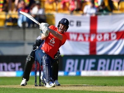 Eoin Morgan becomes first English batsman to complete 2000 runs in T20I | Eoin Morgan becomes first English batsman to complete 2000 runs in T20I