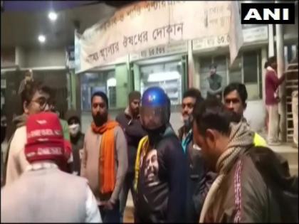 BJP workers dies in West Bengal's Halisahar, family alleges TMC attack | BJP workers dies in West Bengal's Halisahar, family alleges TMC attack BJP workers dies in West Bengal's Halisahar, family alleges TMC attack | BJP workers dies in West Bengal's Halisahar, family alleges TMC attack