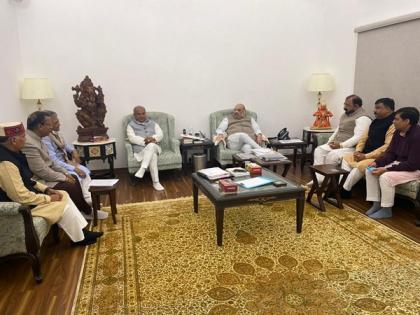 Union Ministers Narendra Singh Tomar, Som Parkash meet Amit Shah, discuss Farmers' issue | Union Ministers Narendra Singh Tomar, Som Parkash meet Amit Shah, discuss Farmers' issue Union Ministers Narendra Singh Tomar, Som Parkash meet Amit Shah, discuss Farmers' issue | Union Ministers Narendra Singh Tomar, Som Parkash meet Amit Shah, discuss Farmers' issue