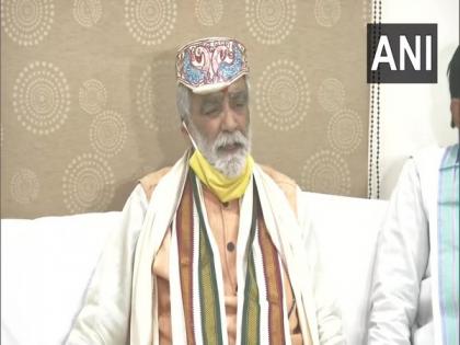 100 people will receive Covid vaccine at booth per day, eventually, everyone will: MoS Health Ashwini Kumar Choubey | 100 people will receive Covid vaccine at booth per day, eventually, everyone will: MoS Health Ashwini Kumar Choubey 100 people will receive Covid vaccine at booth per day, eventually, everyone will: MoS Health Ashwini Kumar Choubey | 100 people will receive Covid vaccine at booth per day, eventually, everyone will: MoS Health Ashwini Kumar Choubey