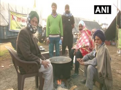 Farmers continue to protest at Burari's Nirankari Samagam ground, Tikri border | Farmers continue to protest at Burari's Nirankari Samagam ground, Tikri border Farmers continue to protest at Burari's Nirankari Samagam ground, Tikri border | Farmers continue to protest at Burari's Nirankari Samagam ground, Tikri border