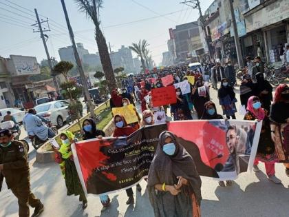 Protest in Pak's Dera Ghazi Khan against assassination of Karima Baloch | Protest in Pak's Dera Ghazi Khan against assassination of Karima Baloch Protest in Pak's Dera Ghazi Khan against assassination of Karima Baloch | Protest in Pak's Dera Ghazi Khan against assassination of Karima Baloch