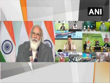 PM Modi hits out at previous Central govts, says they did not prioritise housing | PM Modi hits out at previous Central govts, says they did not prioritise housing