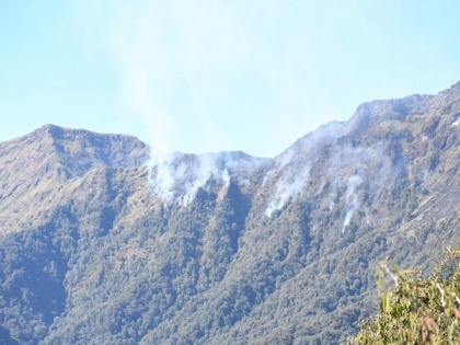 Manipur: Dzukou Valley wildfire brought under control | Manipur: Dzukou Valley wildfire brought under control