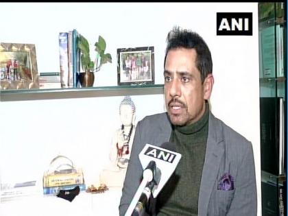 Robert Vadra alleges ED, Income Tax Dept of harassment | Robert Vadra alleges ED, Income Tax Dept of harassment