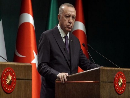 Isolated Erdogan seeks rapprochement with Egypt | Isolated Erdogan seeks rapprochement with Egypt