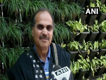 Government not addressing demands of farmers, has obstinate mindset: Adhir Ranjan Chowdhury | Government not addressing demands of farmers, has obstinate mindset: Adhir Ranjan Chowdhury