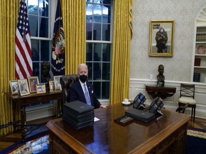 Trump's Diet Coke button seems to have left Oval Office when he did | Trump's Diet Coke button seems to have left Oval Office when he did