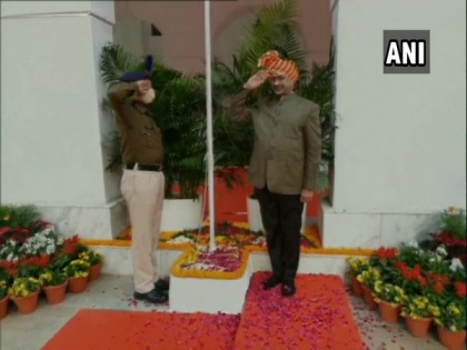 Republic Day: LS Speaker unfurls national flag at his residence, congratulates Padma award winners | Republic Day: LS Speaker unfurls national flag at his residence, congratulates Padma award winners